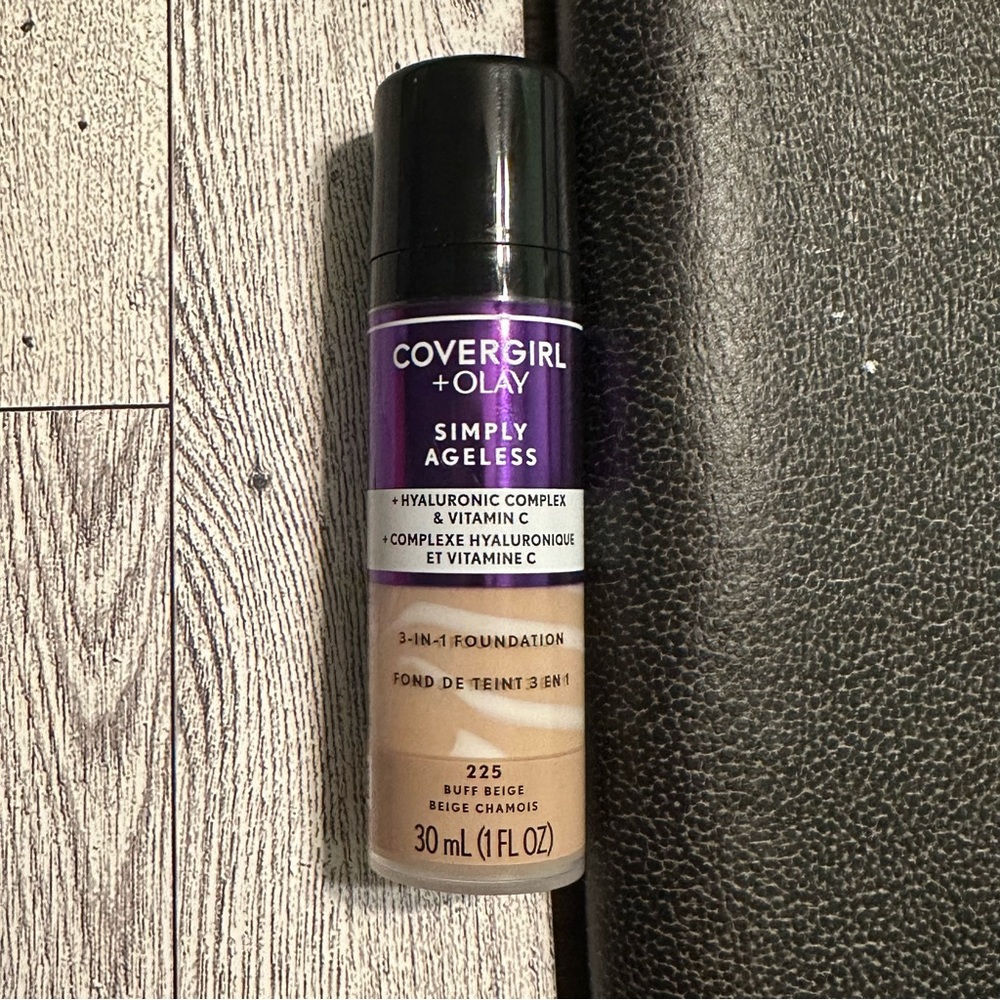 Covergirl + Olay Simply Ageless 3 in 1 foundation + hyaluronic complex